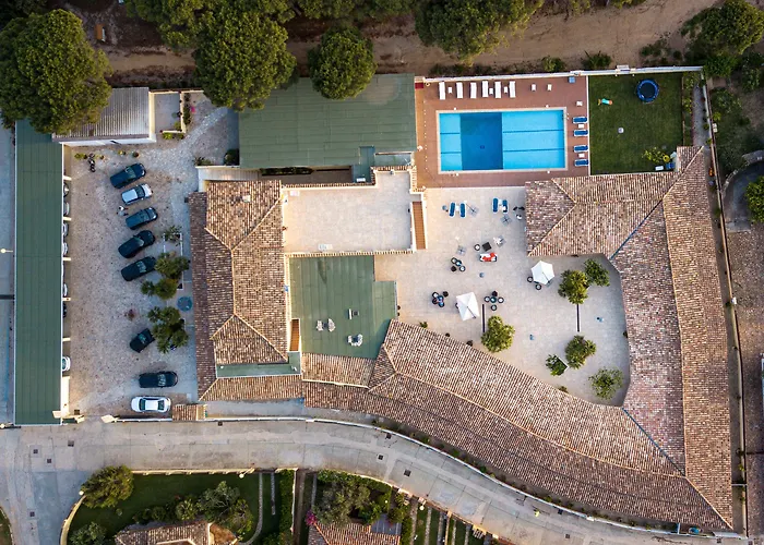 Fiore Di Maggio Hotel 3*