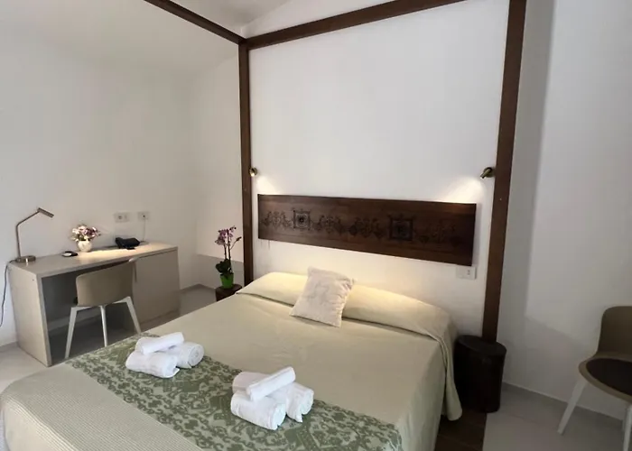 Fiore Di Maggio Hotel