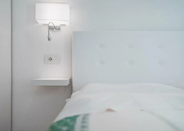 Fiore Di Maggio Otel