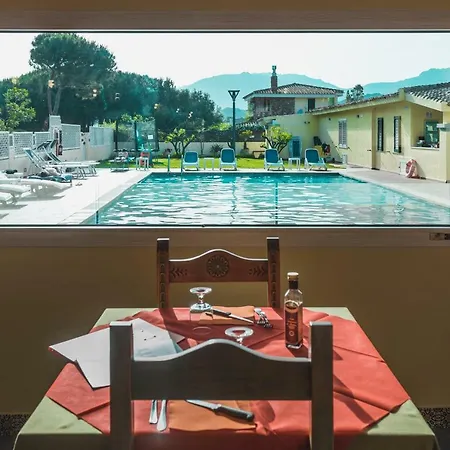 Fiore Di Maggio Hotel 3*